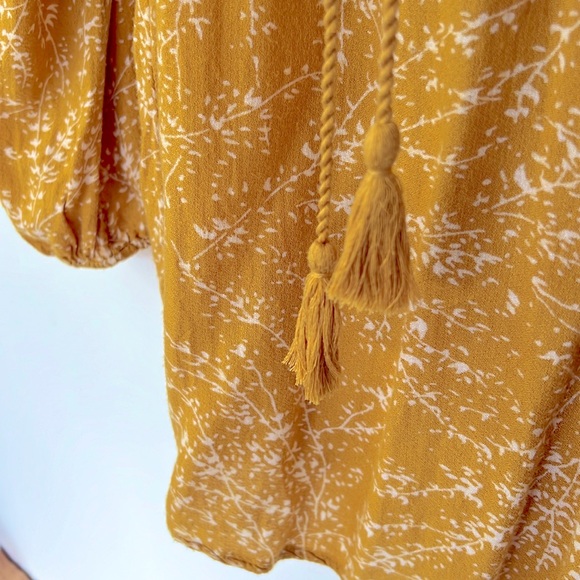 Flowy Gold yellow top with smocking, ruched neckline, tassel tie, soft top - Picture 4 of 7